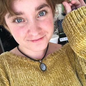 Meet your Posher, Julia